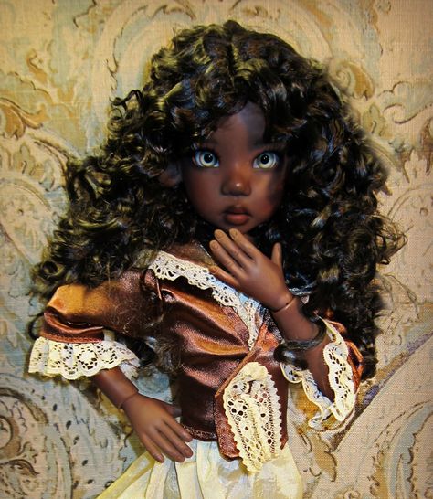 Darkest Tan Laryssa by MeliGrace, Kaye Wiggs sculpt Black Porcelain Doll, Black Bjd Dolls, Black Bjd, Doll Pfp, Kaye Wiggs Dolls, Kaye Wiggs, Doll Plushies, Doll Aesthetic, African American Dolls