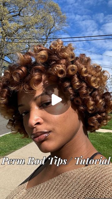 Rod Sets Short Natural Hair, How To Style Perm Rod Curls, Perm Rod On Short Natural Hair, Short Hair Perm Rod Set, How To Style Flexi Rod Curls, Natural Perm Rod Set, Rod Sets Natural Hair, Dry Perm Hairstyles For Black Women, Rodset Curls On Short Natural Hair