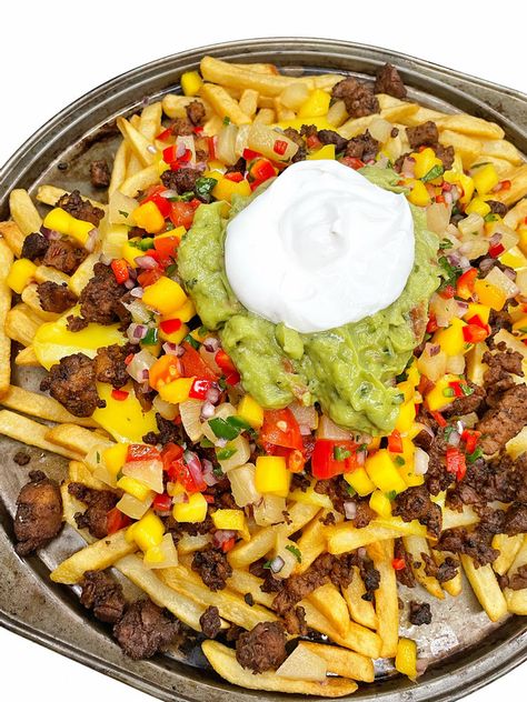 Al Pastor Loaded Fries Mexican Fries, Frozen Fries, Mango Salsa Recipe, Oven Top, Salsa Ingredients, Loaded Fries, Vegan Mozzarella, Vegan Sour Cream, Fries Recipe