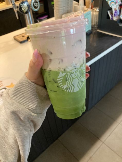 Matcha With Strawberry Puree, Starbucks Matcha Latte With Strawberry Cold Foam, Matcha Order Starbucks, Starbucks Matcha Drinks Recipes, Strawberry Matcha Latte Starbucks, Strawberry Matcha Starbucks, Starbucks Drinks Matcha, Matcha Starbucks Drinks Order, Starbucks Matcha Drinks