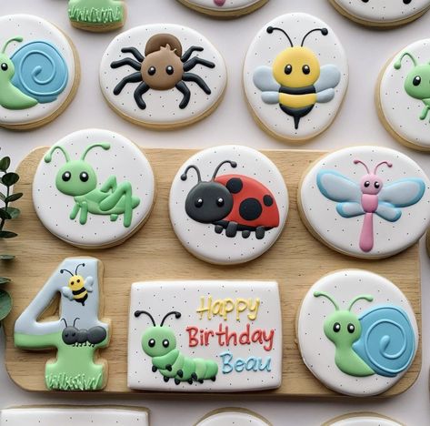 Bug Themed Cookies, Bug Sugar Cookies, Insect Cookies, Bug Cookies, Bug Party, Insects Theme, Custom Cookie, Baby Shower Cookies, Icing Cookies