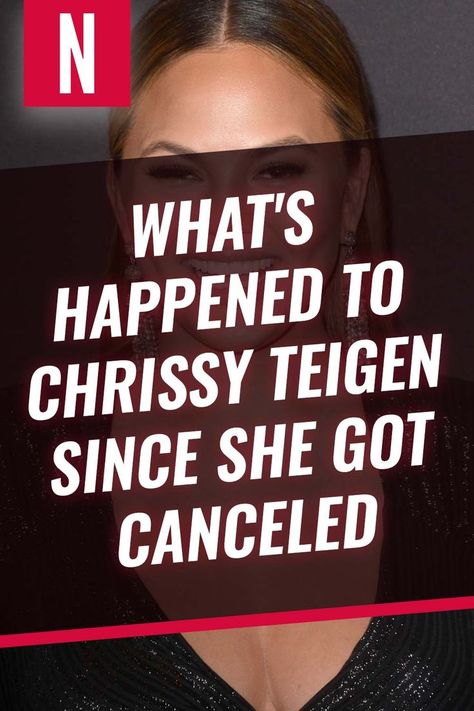 At one point, Chrissy Teigen seemed to have it all. The supermodel married musical sensation John Legend in a luxurious ceremony in Lake Como, Italy in 2013. #chrissyteigen #cancelled #celebrity #drama Celebrity Drama, Chrissy Teigen Style, Chrissy Teigen John Legend, Lake Como Italy, Como Italy, Chrissy Teigen, John Legend, Lake Como, Swift