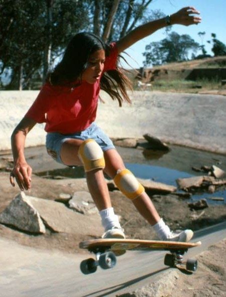 1970s Skater Girls Patti Mcgee, 70s Skater, Skater Chick, Girl Skater, Skate Girl, Skater Girl Outfits, Skateboard Girl, Skater Girls, These Girls