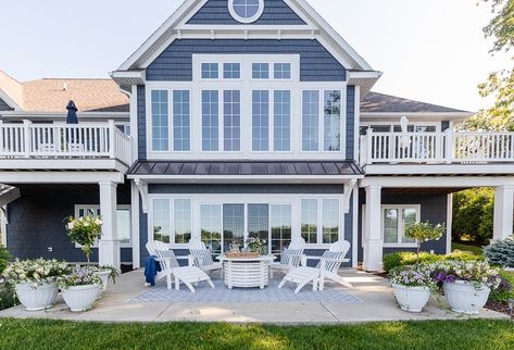 Lake House Patio Decor, Lake House Deck, Lake House Patio, Lilypad Cottage, House Patio, Lake Houses Exterior, Riverside House, House Outdoor, Cottage Exterior