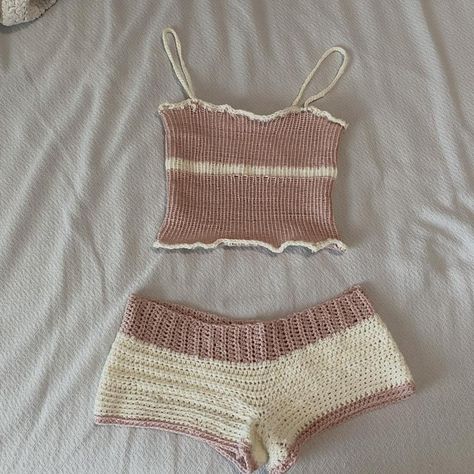 Handmade Pink and white crochet nightset - perfect... - Depop Knitted Set Pattern, Crochet Pj Set, Crochet Sleepwear, Cute Crochet Ideas Clothes, Crochet Pajama Set, Crochet Pyjamas, Travel Crochet Projects, Crochet Pjs, Crochet Lounge Set