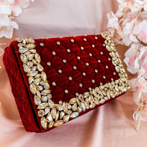 Latkan Design, Bride Clutch, Cannibis Recipes, Embroidery Purse, Golden Crystal, Statement Handbag, Mini Terrarium, Hand Bags For Women, Bridal Handbags