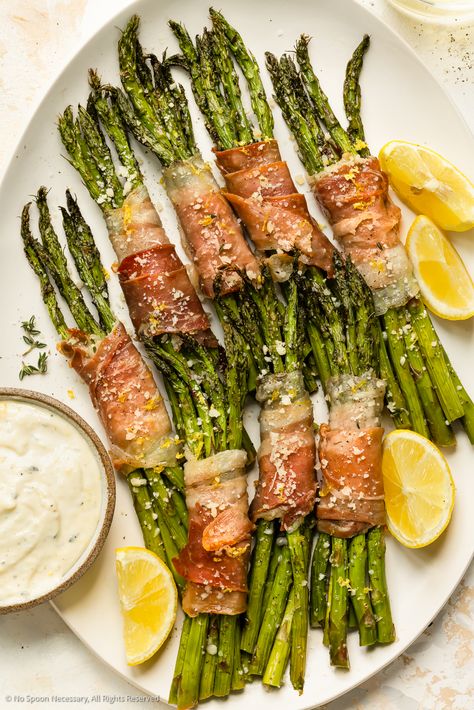 Asparagus Wrapped In Prosciutto, Asparagus And Prosciutto, Prosciutto Asparagus, Asparagus Wraps, Prosciutto Recipes, Asparagus Recipes Roasted, Wrapped Asparagus, Lemon Aioli, Prosciutto Wrapped