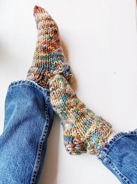 Chunky Knit Slipper Socks Free Pattern, Knit Chunky Socks Free Pattern, Thick Yarn Socks, Long Socks Knitting Pattern Free, Fast Knit Socks, Chunky Slipper Socks Knitting Pattern, Chunky Sock Knitting Patterns Free, Chunky Sock Pattern Free, Chunky Sock Pattern