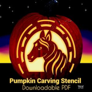 The pumpkin carving template is the bust of an elegant horse with a symmetrical horseshoe frame around her. Horse Jack O Lantern Ideas, Pumpkin Carving Ideas Western, Horse Pumpkin Carving, House Pumpkin Carving, Pumpkin Carving Idea, Pumpkin Carving Stencils Templates, Halloween Carving, Pumpkin Carving Template, Pumpkin Carving Stencil