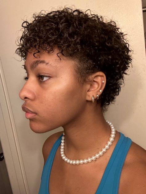 Buzzed Curly Hair, Short Pixie Haircuts Curly Hair, Short Hair Cuts For Curly Hair Women, Short 4c Haircut, Short Shaved Hairstyles For Black Women, Afro Pixie Cut, Male Haircuts Curly, Curly Undercut, Short Shaved Hairstyles