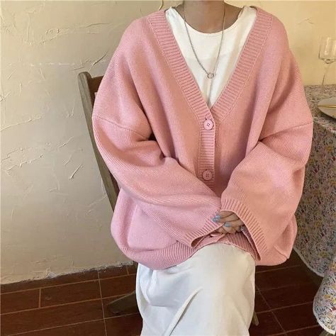 Spring Hoodie, Girls Dress Shoes, Elegant Coats, Cardigan Vintage, Pullover Outfit, Áo Len Cardigan, Cardigan Women, Pink Outfits, Pajama Set Women