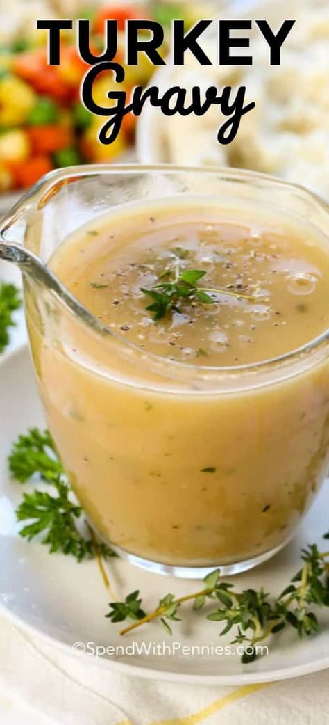 Turkey Gravy From Drippings Easy, The Best Turkey Gravy, Turkey Gravy Without Drippings, Easy Turkey Gravy, Best Gravy Recipe, Easy Homemade Gravy, Turkey Gravy Recipe Easy, Best Turkey Gravy, Turkey Gravy From Drippings