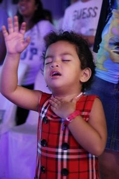 Worship The LORD This baby is sincere, look at that face!. How much more should we adults be. God is worthy of praise from all ages.  qb Psalm 150 6, Unanswered Prayers, Psalm 150, Children Praying, Praise The Lord, A Course In Miracles, Worship The Lord, Worship God, We Are The World