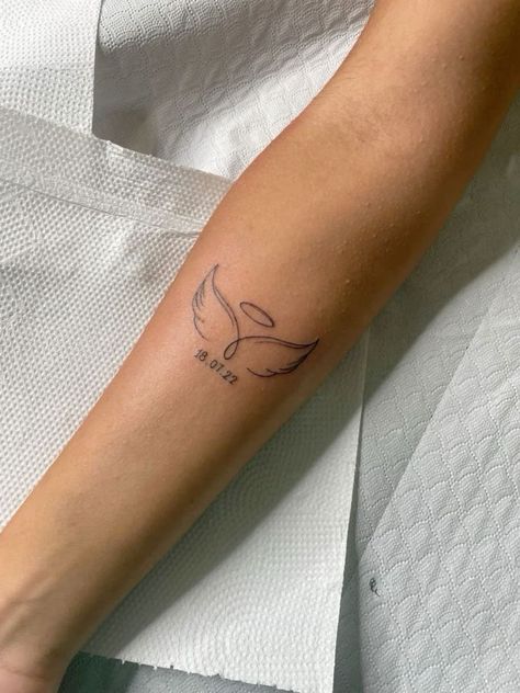 Tattoo Idea Grandma, Tattoos Grandma Memorial, Nanna Tattoo Designs, Tribute Tattoos In Memory Of Grandmother, Nan Tattoo Memories, Great Grandma Tattoo, Granddad Tattoo, Tattoo Ideas Grandma, Grandma Tattoo Ideas