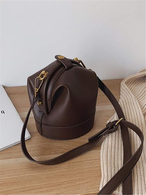 Mini Minimalist Bucket Bag | SHEIN USA Bag Collection Aesthetic, Purse Aesthetic, Lady Dior Handbag, Expensive Bag, Luxury Bags Collection, Mini Bucket Bags, Mini Bucket, Cute Handbags, Fancy Bags