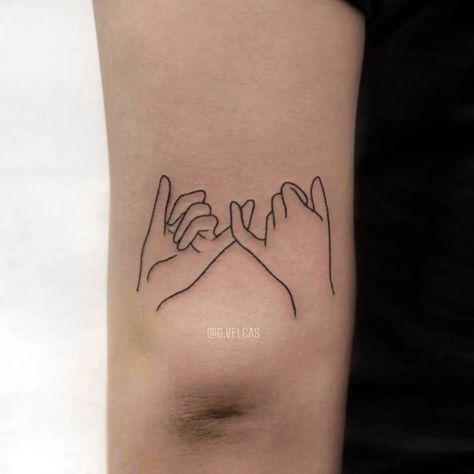 Pinky Swear Tattoo Couple, Pinky Swear Tattoo, Promise Tattoo Ideas, Pinky Tattoo, Pinky Promise Tattoo, Promise Tattoo, Matching Friend Tattoos, Mystical Tattoos, M Tattoos