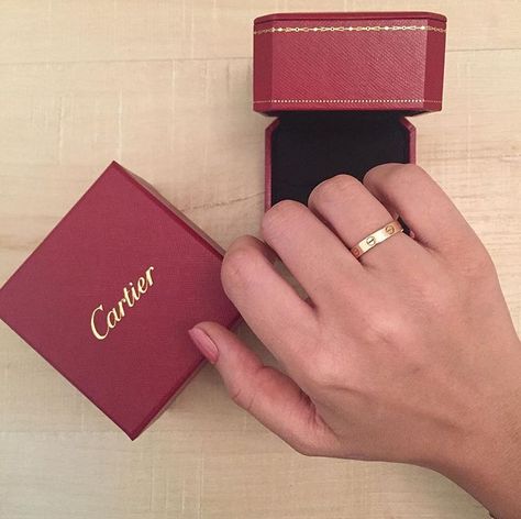 Cartier Love rose gold ring Cartier Love Ring, Cartier Jewelry, Diamond Anniversary Rings, Cartier Love, Love Rose, Cartier Ring, Jewelry Inspo, Dream Jewelry, Love Ring