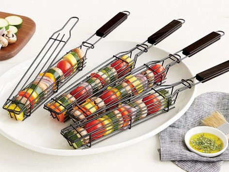 Grilling Baskets, Grilling Kabobs, Grill Basket, Bbq Ideas, Portable Bbq, Stainless Steel Bbq, Bbq Tools, Grill Accessories, Kebabs