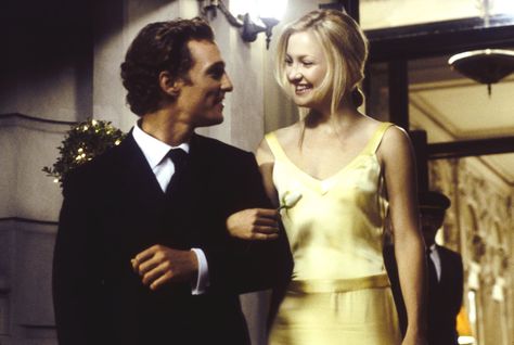 Romcom Movies, ماثيو ماكونهي, Below The Knee Dresses, I Love Cinema, Matthew Mcconaughey, Kate Hudson, Romantic Movies, Julia Roberts, Natalie Portman