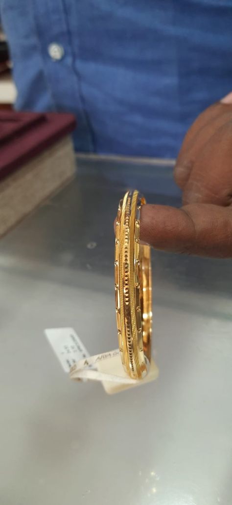 Kadas For Men Gold, Kadiyam For Men Gold, Gold Kada For Men, Gents Kada, Man Gold Bracelet Design, Gents Bracelet, Gold Kada, Temple Jewellery Earrings, Mens Bangles