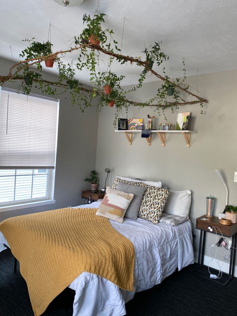 Plants Over Bed, Plant Canopy, Canopy Bed Diy, Diy Canopy, Over The Bed, Diy Headboards, Bedroom Remodel, Bed Diy, Diy Headboard