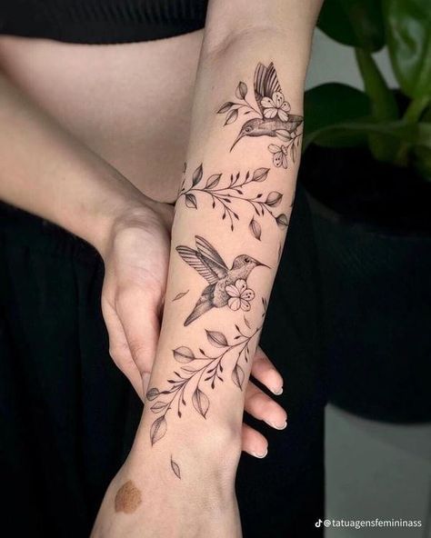 Wrap Around Forearm Tattoo Women, Wrap Around Forearm Tattoo, Around Forearm Tattoo, Tato Lengan Bawah, Arm Wrap Tattoo, Wrap Around Wrist Tattoos, Underarm Tattoo, Around Arm Tattoo, Tato Minimal