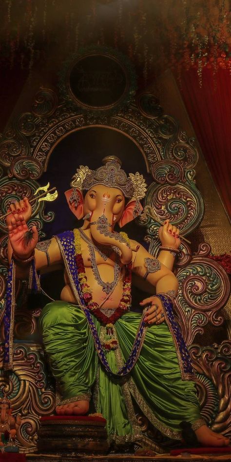 Ganesh Ji Aesthetic, Devotional Photos, Ganesh Chaturthi Photos, Trending Wallpapers, Dripping Paint Art, Ganesha Chaturthi, Ganesha God, Lion Live Wallpaper, Ganesh Ji Images