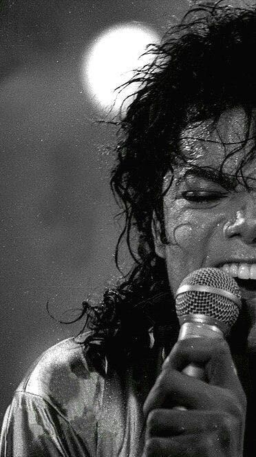 Michael Jackson, A Man, Singing, Hair