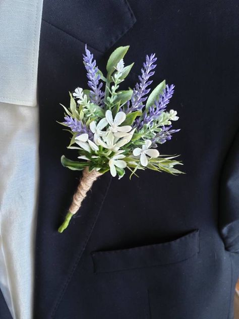 Excited to share the latest addition to my #etsy shop: Lavender boutonniere, Purple boutonniere, Lavender wedding, Lavender groom's boutonniere, Lavender buttonhole #lavenderboutonniere #lavenderbuttonhole #rusticboutonniere #vintageboutonniere #lavenderwedding https://etsy.me/35pSE45 Lavender Boutineer Ideas, White And Purple Boutonniere, Lavender And Emerald Green Wedding, Wedding Boutineers, Boutonniere Lavender, Handmade Boutonniere, Boutineer Ideas, Boutonniere Purple, Purple Boutonniere