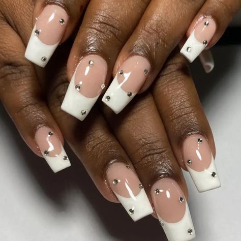 white french nails with rhinestones French Tip Jewel Nails, White Coffin French Tip, White Coffin French Tip Nails, Nail Ideas For Natural Nails, French Tips With Rhinestones, French Tip Nails With Rhinestones, French Tip With Rhinestones, Coffin French Tip Nails, Coffin French Tip