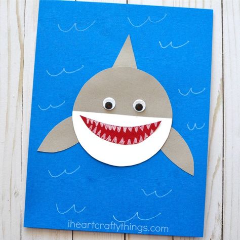 Paper Shark, Shark Craft, Jellyfish Craft, Sunflower Crafts, Art Activities For Toddlers, Summer Crafts For Kids, Easy Art Projects, Ocean Crafts, Animal Crafts For Kids