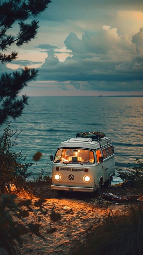 Van life *summer bucket list* Van Life Aesthetic, Costco Travel, Best Travel Apps, Road Trip Photography, Combi Volkswagen, Summer Bucket List, Pretty Landscapes, Spring Trip, Beautiful Landscape Wallpaper