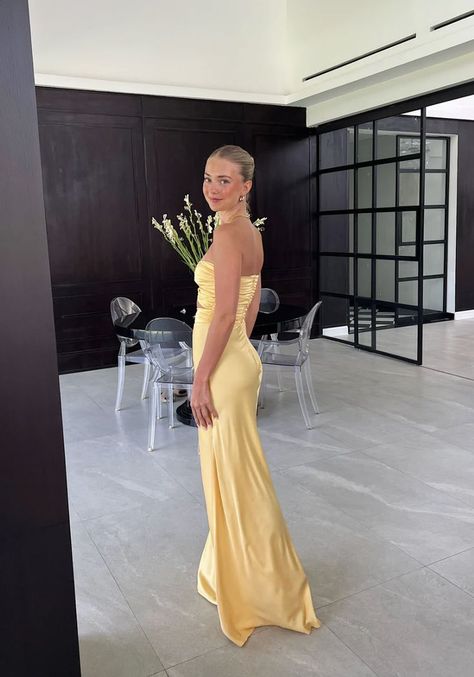 Yellow Mermaid, Formal Fashion, Birthday Fits, Homecoming Dresses Long, Long Prom Dresses, Prom Dresses Online, Vestidos Prom, Dress Inspo, Party Dress Long