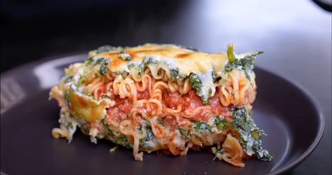 Ramen Lasagna Recipe from Sam The Cooking Guy Ramen Lasagna, Lasagna Recipe, Ramen Noodles, Meat Dishes, Pasta Dishes, Lasagna, Ramen, Noodles, Pasta