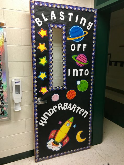 My blasting off into Kindergarten door! 😊 Kindergarten Door, Space Theme Classroom, Classroom Door Displays, Space Lessons, Themed Classroom Decor, Elementary Classroom Themes, Space Classroom, School Door Decorations, Outer Space Theme