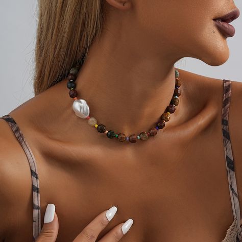 Natural Stone Irregular Imitation Pearl Necklace for Women Fashion Trend Women's Neck Chain Clavicle Simple Necklaces, Necklace Beads, Bead Stitching, Neck Chain, Pearl Color, Simple Necklace, Brown Fashion, Womens Fashion Trends, Woman Colour