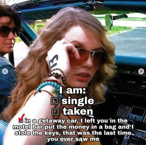 Taylor Swift is a talented singer, songwriter and performer. She's also an Internet sensation. Here are the best Taylor Swift memes around. #taylorswift #memes Taylor Swift Memes, Taylor Swift Costume, Taylor Swift Jokes, Taylor Whispers, Taylor Swift Fan Club, Swift Facts, Taylor Swift Facts, Taylor Swift Fearless, Taylor Swift Cute