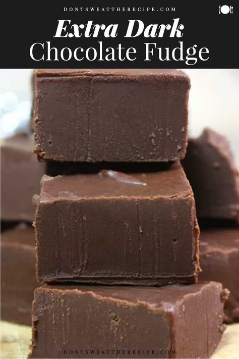 An easy recipe for homemade creamy extra dark chocolate fudge that just melts in your mouth! #chocolate #fudge Dark Fudge Recipes, Dark Chocolate Christmas Treats, Brownies Microwave, Dark Chocolate Fudge Recipe, Fudge Peppermint, Chocolate Fudge Recipes, Creamy Fudge Recipe, Frosting Fudge, Fudge With Marshmallow Cream