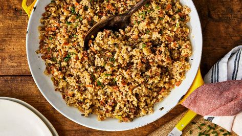 Dirty Rice Recipe No Meat, Vegetarian Dirty Rice, Cajun Dirty Rice, Vegetarian Dinner Ideas, Veggie Options, Dirty Rice Recipe, Cooking Onions, Tempeh Bacon, Rice Side