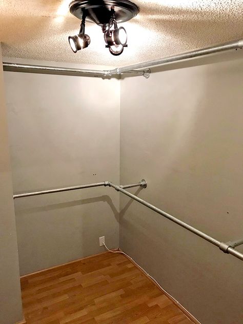 Industrial Pipe Closet, Walk In Closet Plan, Pipe Closet, Industrial Closet, Diy Walk In Closet, Diy Closet Shelves, Wall Mounted Clothing Rack, Closet Redo, Closet Planning