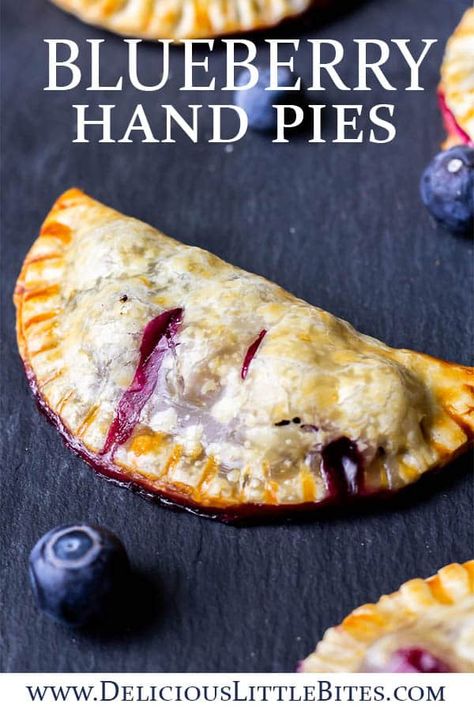 Fruit Hand Pies, Air Fryer Blueberry, Blueberry Turnovers, Blueberry Hand Pies, Hand Pie Recipes, Fried Pies, Blueberry Pie Filling, Pie Bites, Hand Pie