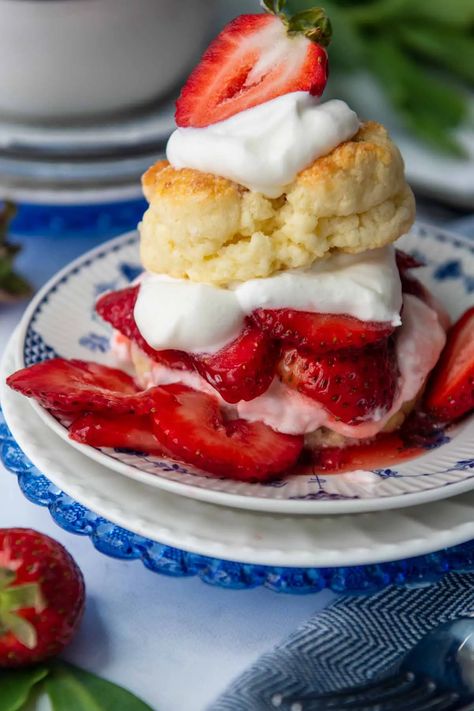 Gluten Free Shortcake, Gluten Free Strawberry Shortcake, Shortcake Biscuits, Strawberry Shortcake Recipe, Strawberry Shortcake Recipes, Shortcake Recipe, Strawberry Sauce, Homemade Gluten Free, Homemade Whipped Cream