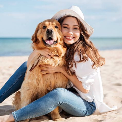 Golden Retriever Photoshoot, Dog Owner Photoshoot, Dog Instagram Captions, Golden Retriever Photography, Dog Family Pictures, Family Dog Photos, Pet Photography Poses, Dog Photoshoot Pet Photography, Dog Photography Poses