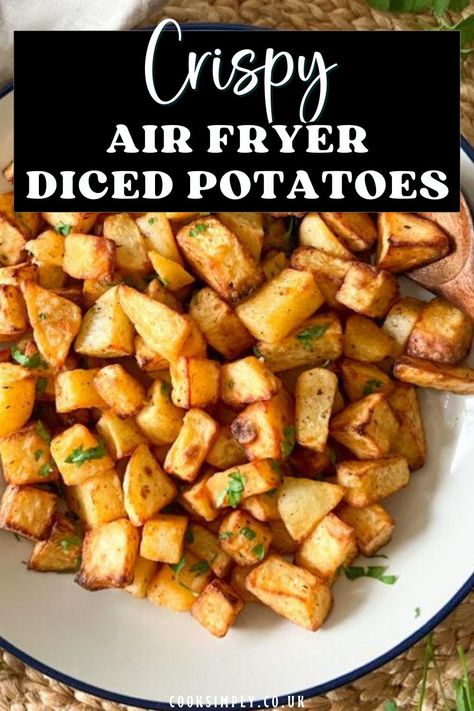 Get perfectly cripsy potatoes every single time with this simple air fryer recipe. These diced potatoes go with everything, but are also really tasty on their own! Easy Air Fryer Potatoes, Airfryer Food, Air Fryer Potatoes, Air Fryer Recipes Low Carb, Neuer Wallpaper, Supper Tonight, Air Fryer Recipes Breakfast, Air Fryer Recipes Snacks, Air Fryer Recipes Vegetarian