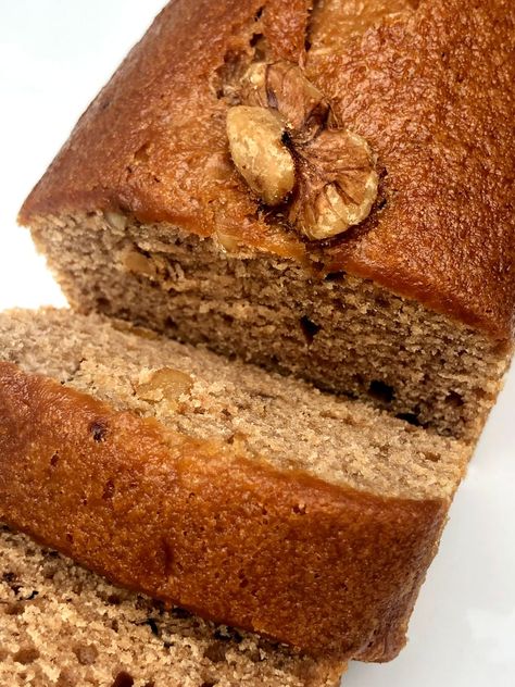 Trader Joe's Vegan Banana Bread Review Trader Joe’s Banana Bread, Banana Bread With Walnuts, Banana Bread Gluten Free, Vegan Loaf, Trader Joes Vegan, Vegan Banana Bread Recipe, Banana Bread Loaf, Banana Walnut Bread, Pudding Flavors