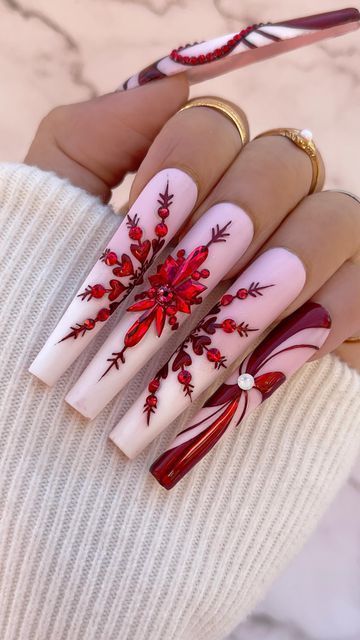 Christmas Nail Easy, Christmas Nail Designs Acrylic, Pink Christmas Nails, Nail Art Chrome, Nail Flower, Red Chrome, Long Acrylic Nail Designs, Stylish Nails Designs, Long Nail