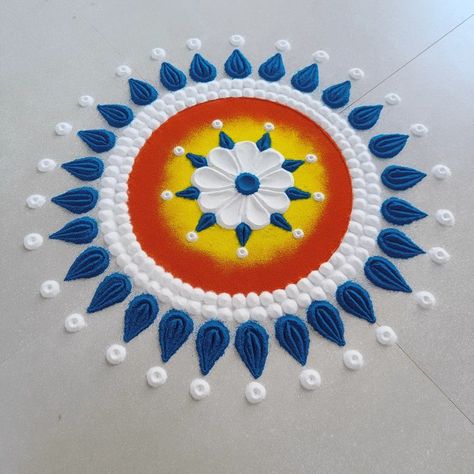 Attractive rangoli design for Diwali 😍 Diwali Rangoli Design, Rangoli Design For Diwali, Design Rangoli, Easy Mandala, Easy Mandala Drawing, Rangoli Designs Flower, Simple Mandala, Rangoli Designs Diwali, Diwali Rangoli