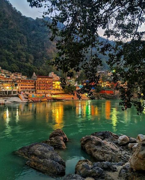 🌷Rishikesh India Places, Yoga India, Travel Points, Destination Unknown, Holiday Travel Destinations, Haridwar, River Rafting, Travel Comfort, Travel Asia