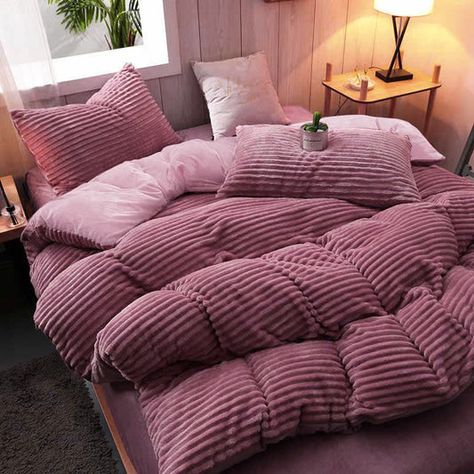 Bedding Set – ownkoti Velvet Duvet Cover, Velvet Bedding Sets, Velvet Duvet, Velvet Bed, Apartment Decor Inspiration, Decor Minimalist, Room Inspiration Bedroom, Room Ideas Bedroom, Dream House Decor