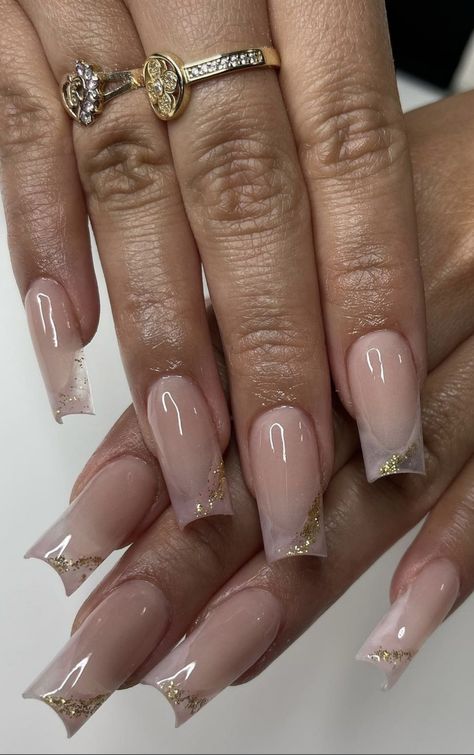 Ombre Nails With Gold Flakes, Ombre Nails With Gold, Nails With Gold Flakes, Nails With Gold, Tapered Square Nails, Hippie Nails, Sassy Nails, Long Acrylic Nail Designs, Ombre Acrylic Nails